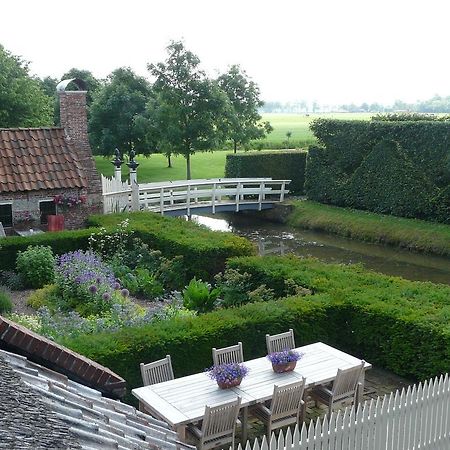 Bed and Breakfast Landgoedlogies Pábema Zuidhorn Exterior foto